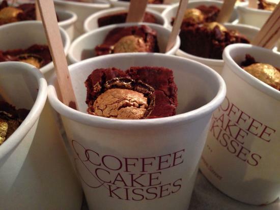 Coffee, Cake & Kisses