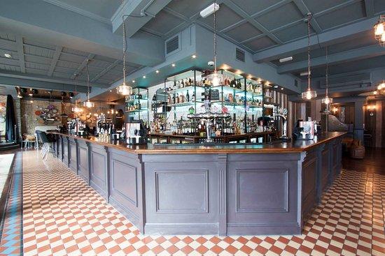 The Sindercombe Social