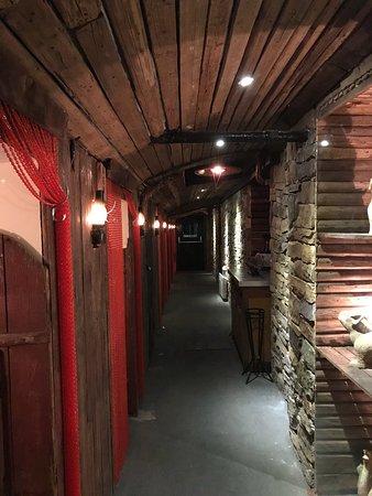 Dragon Inn Club