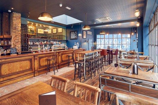 East Putney Tavern