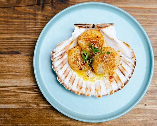 Merlot Garden Bar & Restaurant