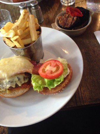 The Kennington Pub & Kitchen