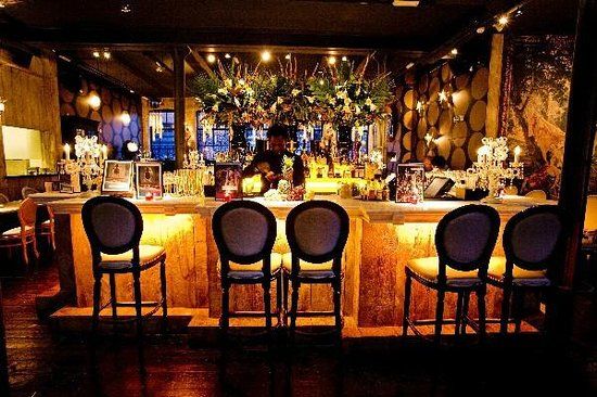 Beach Blanket Babylon
